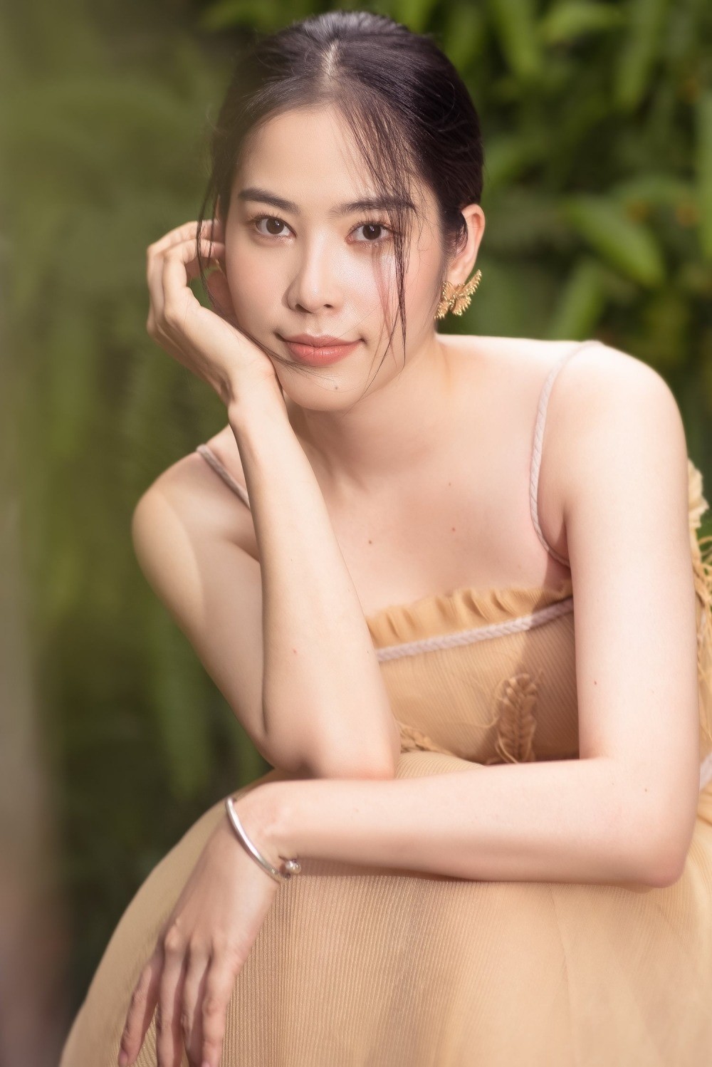 Nam Em tiều tụy khó nhận ra, rơi vào tình cảnh đáng báo động sau thị phi của chồng sắp cưới - Ảnh 2 Nam Em tiều tụy khó nhận ra, rơi vào tình cảnh đáng báo động sau thị phi của chồng sắp cưới - Ảnh 2