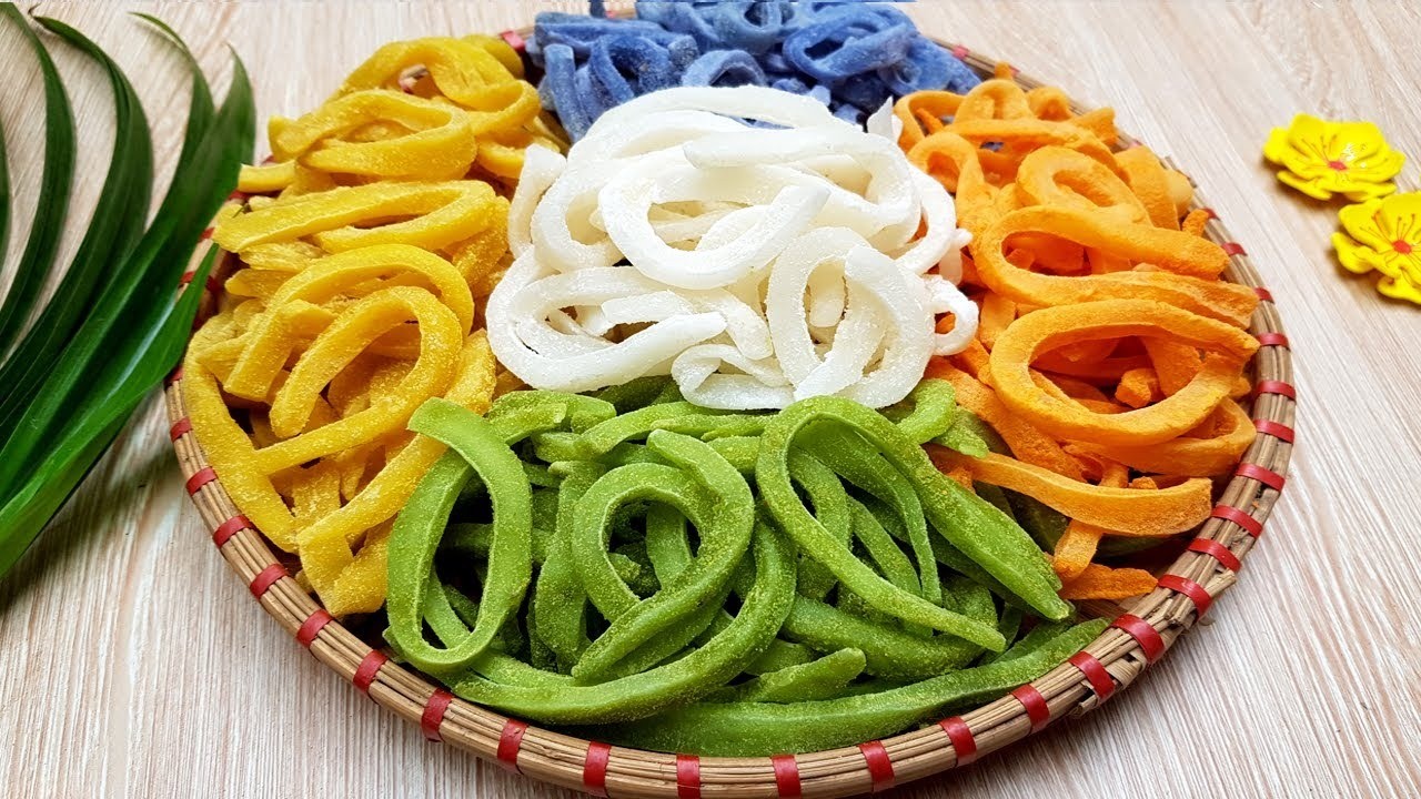 Có thể trộn dừa với các loại nước ép từ trái cây như cà rốt, thanh long. Ảnh internet