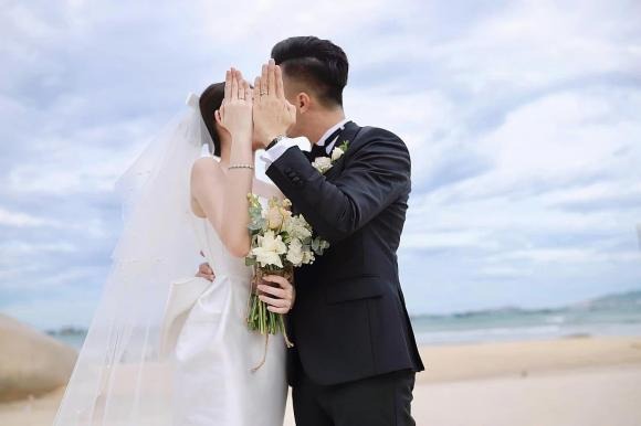 Lê Âu Ngân Anh tung ảnh cưới cực đẹp, nhan sắc cô dâu chú rể xứng tầm 'cực phẩm' - Ảnh 5 Lê Âu Ngân Anh tung ảnh cưới cực đẹp, nhan sắc cô dâu chú rể xứng tầm 'cực phẩm' - Ảnh 5