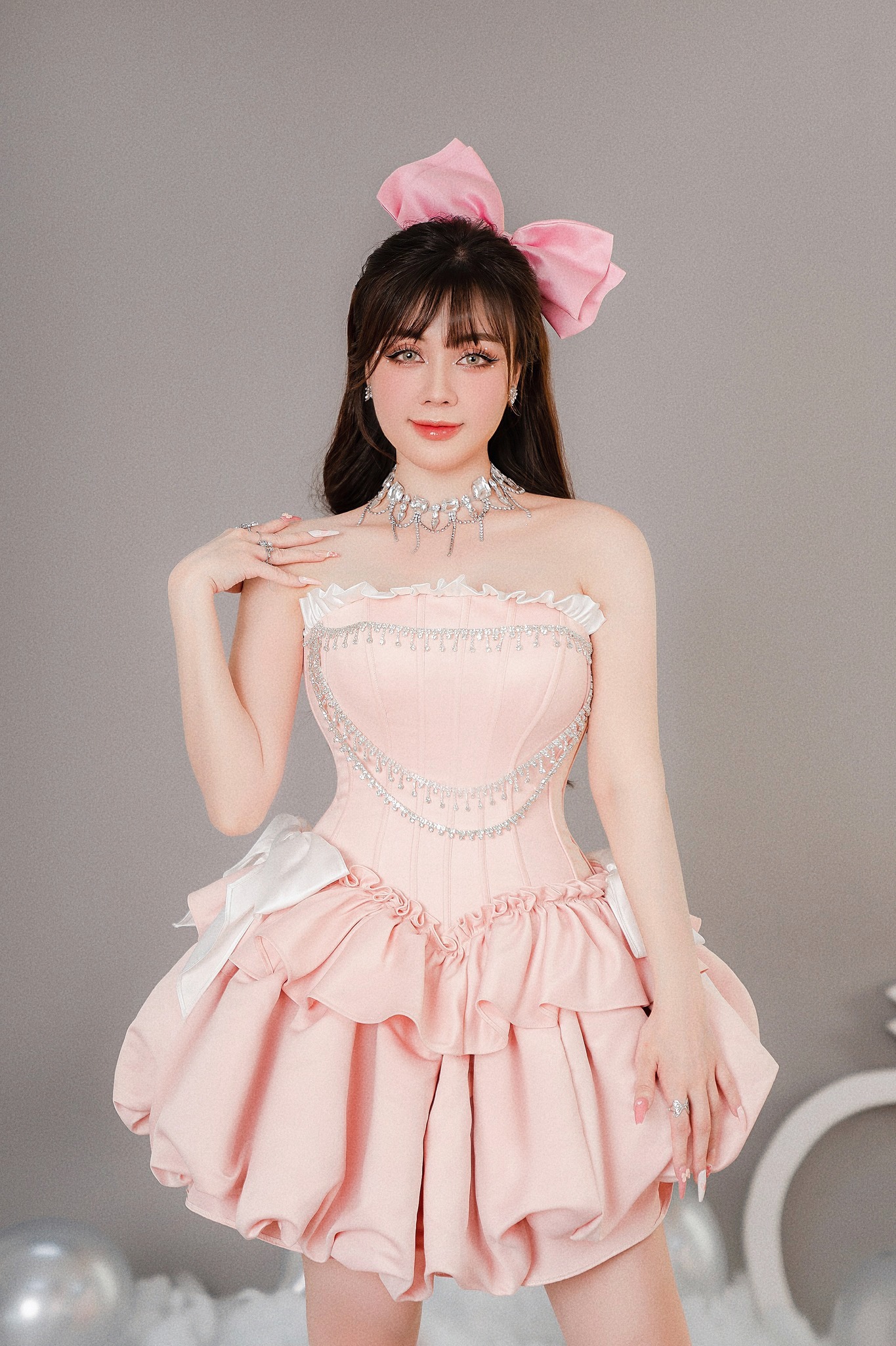 Nghi vấn Âu Hà My được cầu hôn sau 2 năm chia tay trong ồn ào với Trọng Hưng - Ảnh 3 Nghi vấn Âu Hà My được cầu hôn sau 2 năm chia tay trong ồn ào với Trọng Hưng - Ảnh 3