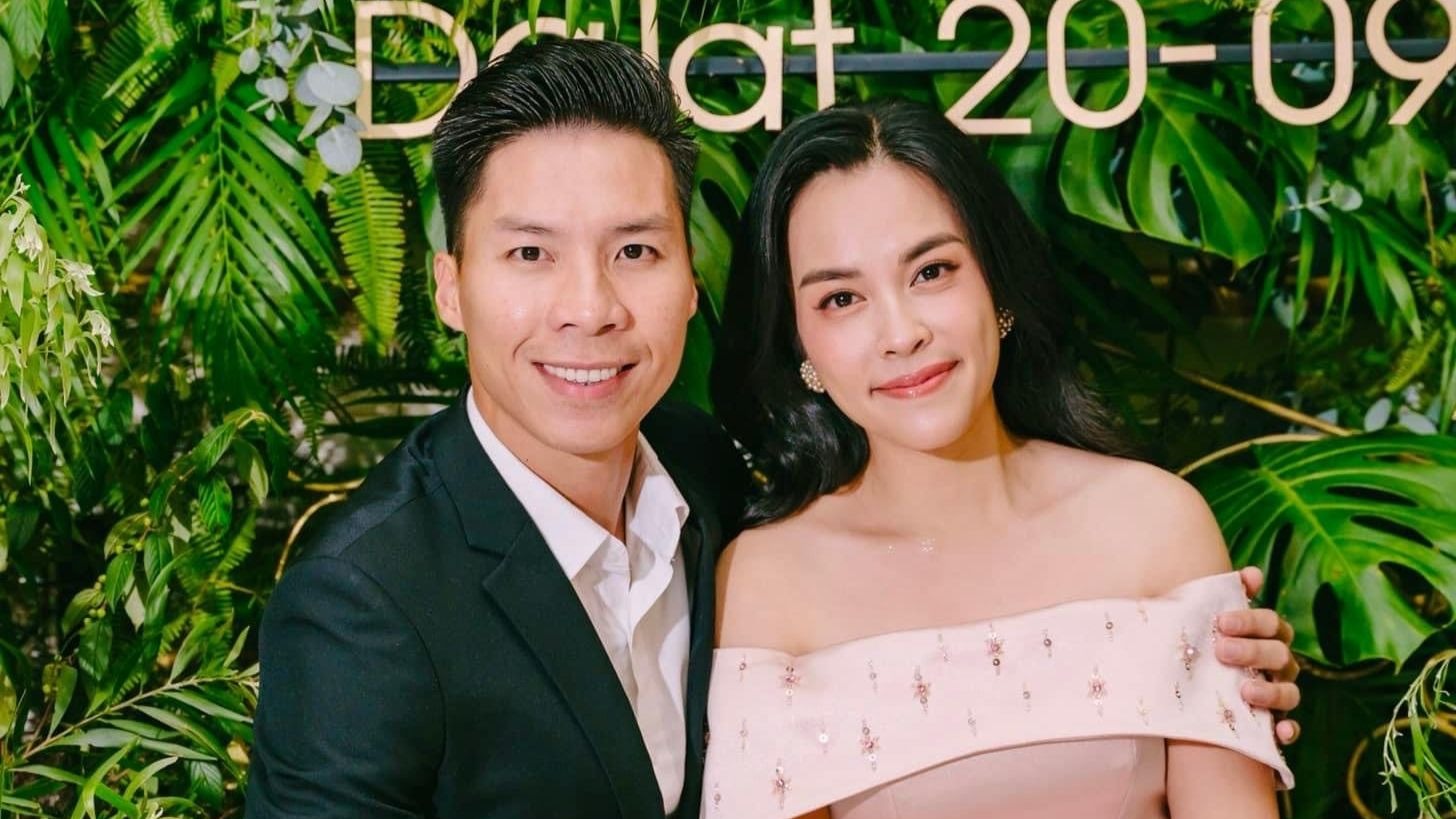 O Sen Ngọc Mai liên tục báo tin vui hậu 'Ca sĩ mặt nạ': Thăng hoa cả sự nghiệp lẫn hôn nhân - Ảnh 1 O Sen Ngọc Mai liên tục báo tin vui hậu 'Ca sĩ mặt nạ': Thăng hoa cả sự nghiệp lẫn hôn nhân - Ảnh 1