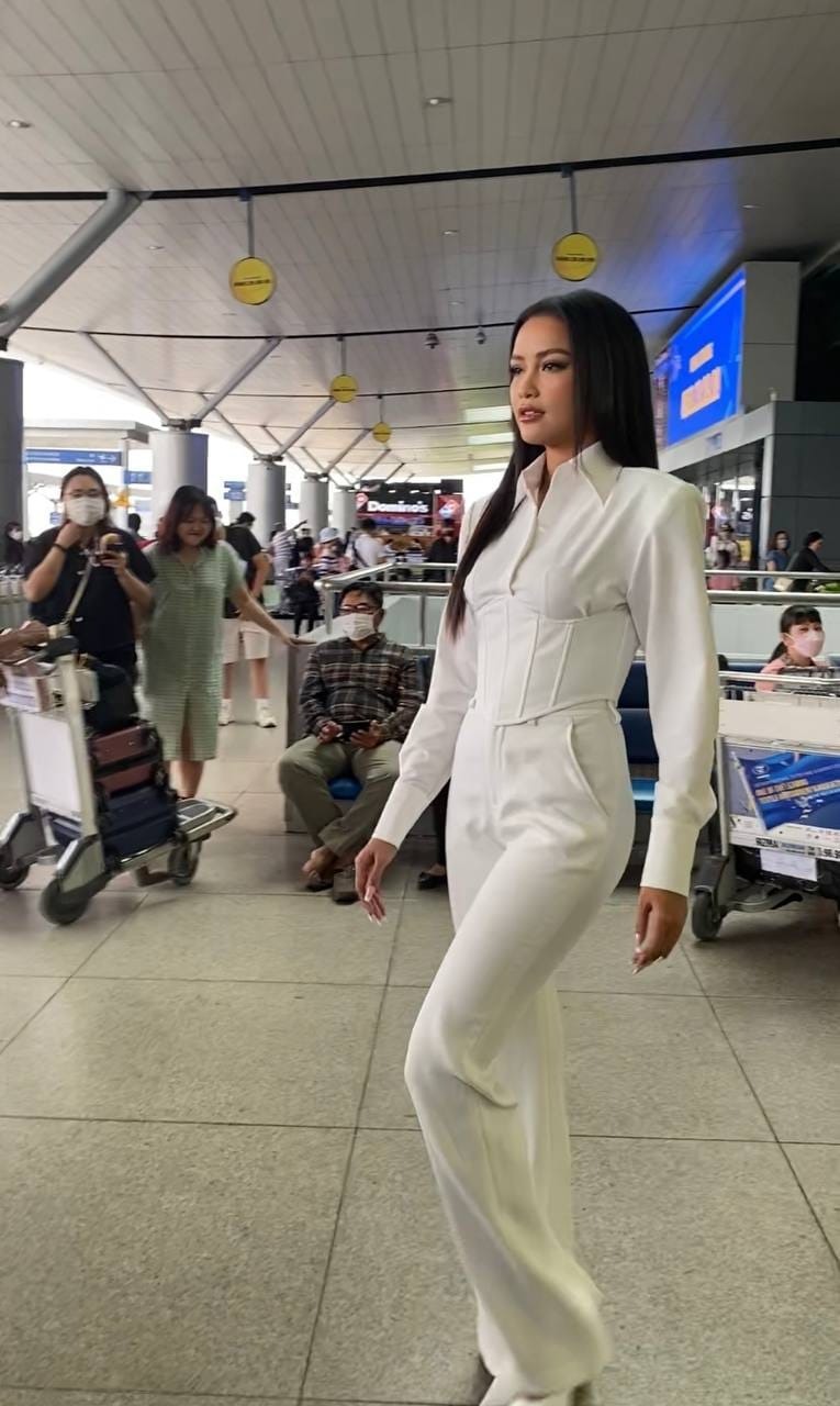 Những bước catwalk của Ngọc Châu cũng không được đánh giá cao. Ảnh: Internet Những bước catwalk của Ngọc Châu cũng không được đánh giá cao. Ảnh: Internet