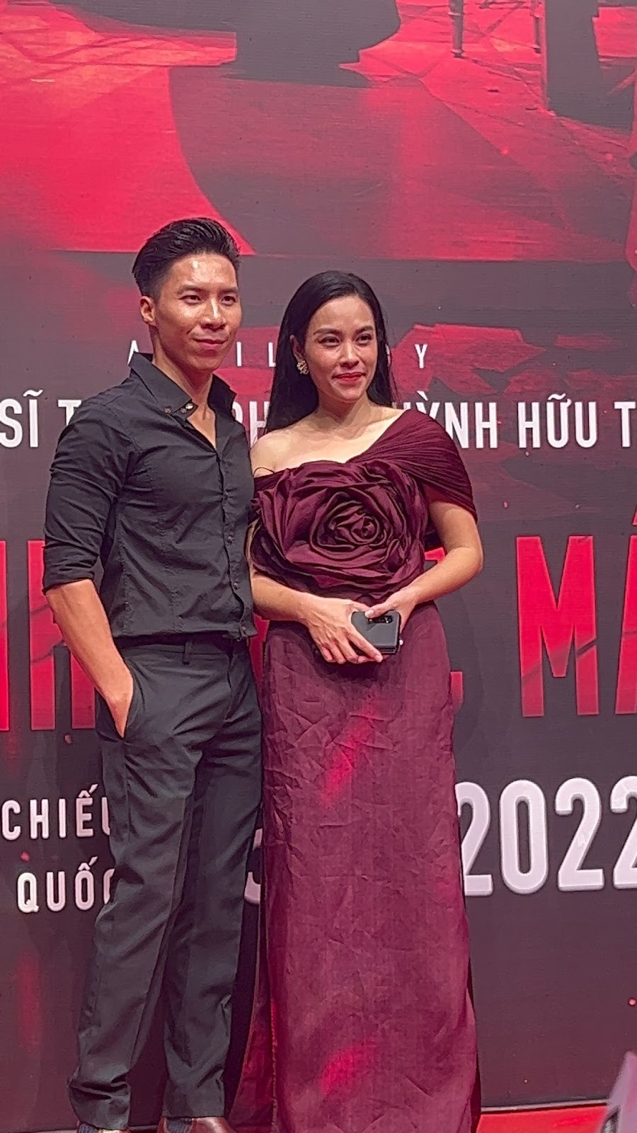 'O Sen' Ngọc Mai gây chú ý về nhan sắc qua ống kính 'người qua đường'. Ảnh: Internet