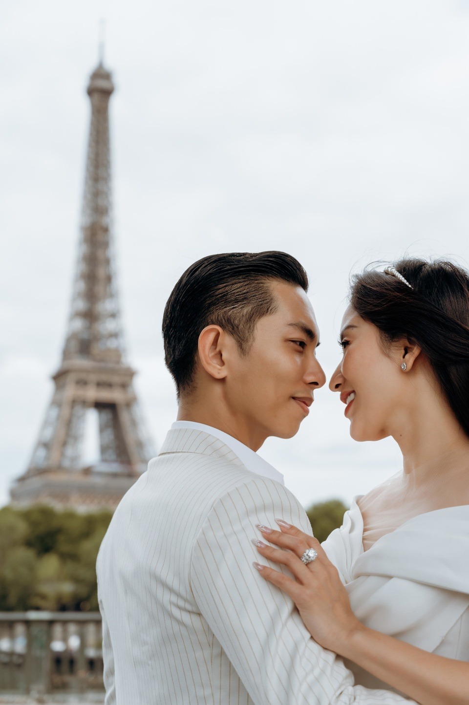 Khánh Thi và Phan Hiển sẽ tổ chức hôn lễ vào ngày 22/12 tới. Ảnh: FBNV Khánh Thi và Phan Hiển sẽ tổ chức hôn lễ vào ngày 22/12 tới. Ảnh: FBNV