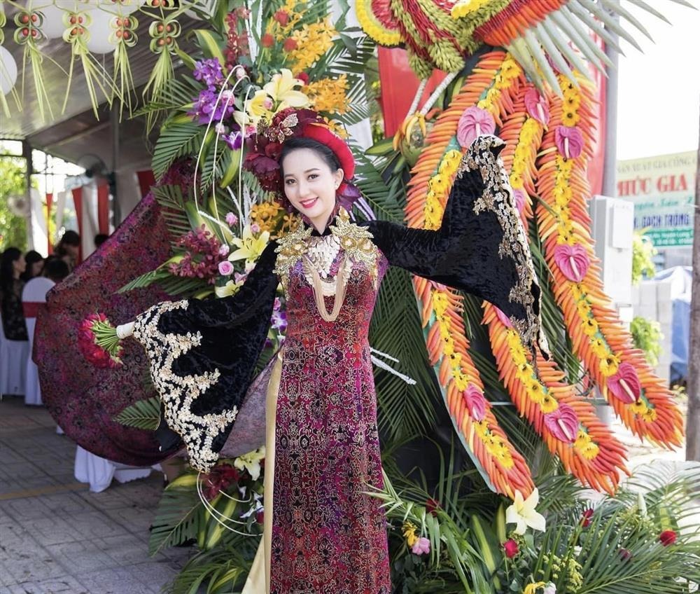 Lê Dương Bảo Lâm tức tốc xin lỗi vợ sau khi loạt ảnh cưới 'cổ trang' viral khắp MXH - Ảnh 3