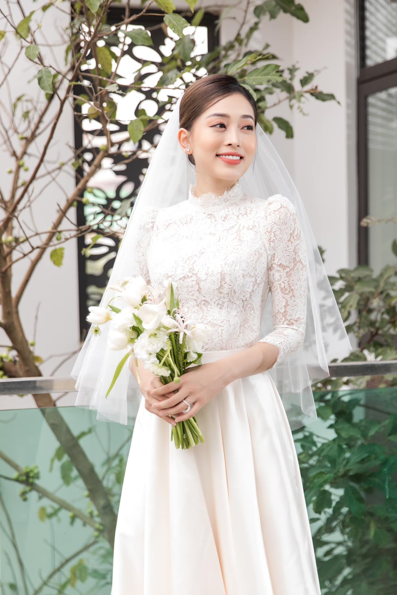 Phương Nga đến giờ mới chịu hé lộ điều thú vị về chiếc váy cưới 'xưa nay hiếm' từng gây tranh cãi - Ảnh 3