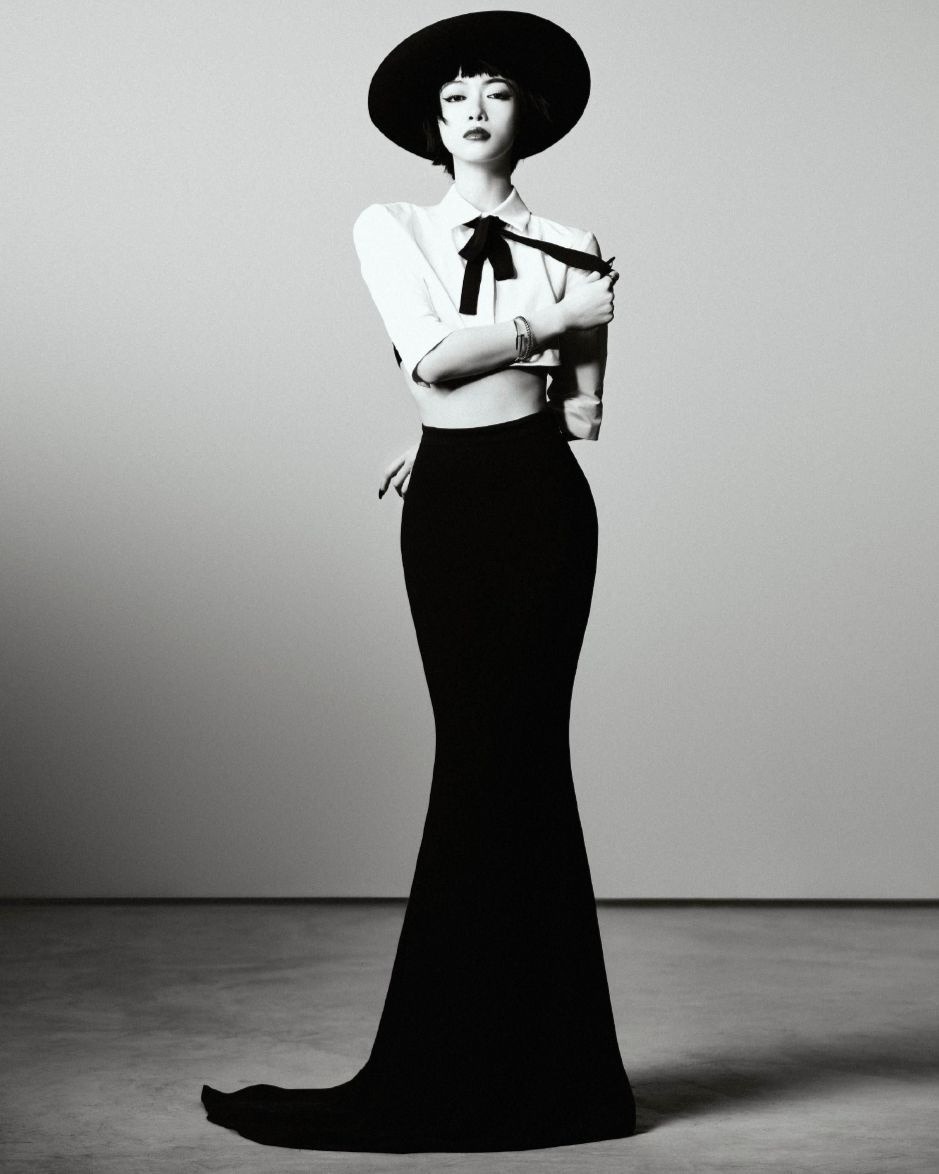 Ngô Cẩn Ngôn ngày một thăng hạng về nhan sắc và thời trang. Ảnh: Internet