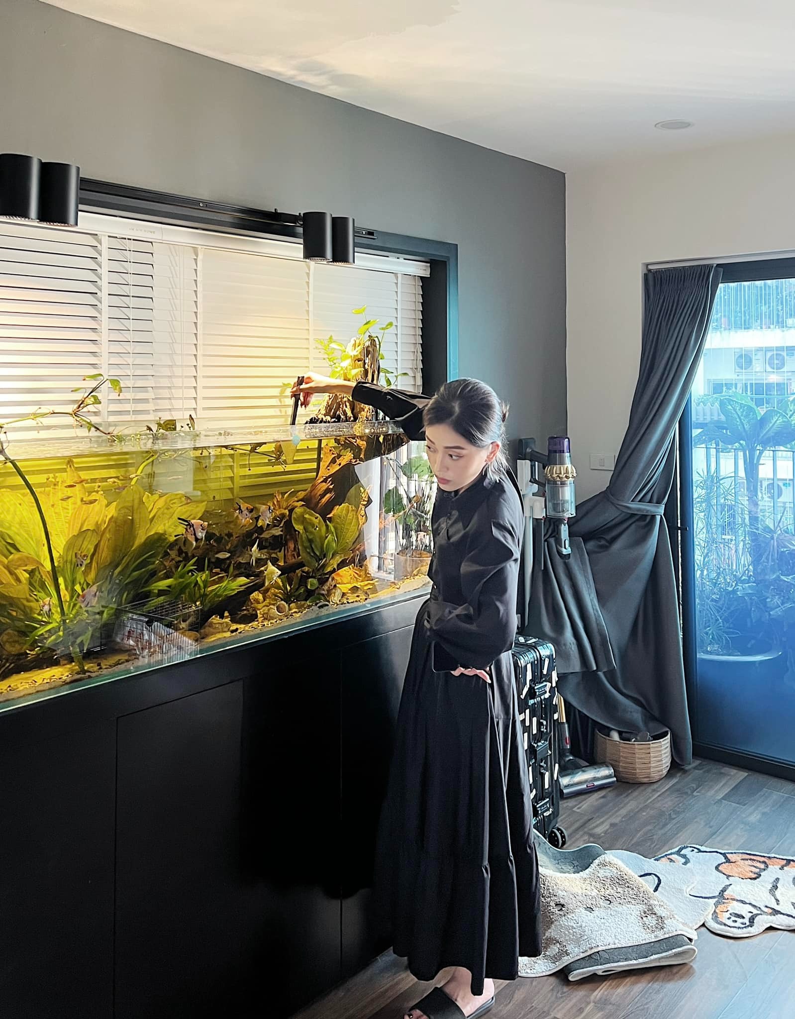 Sau 2 tháng kết hôn, Bình An và Phương Nga đua nhau tấu hài tại nhà riêng - Ảnh 3