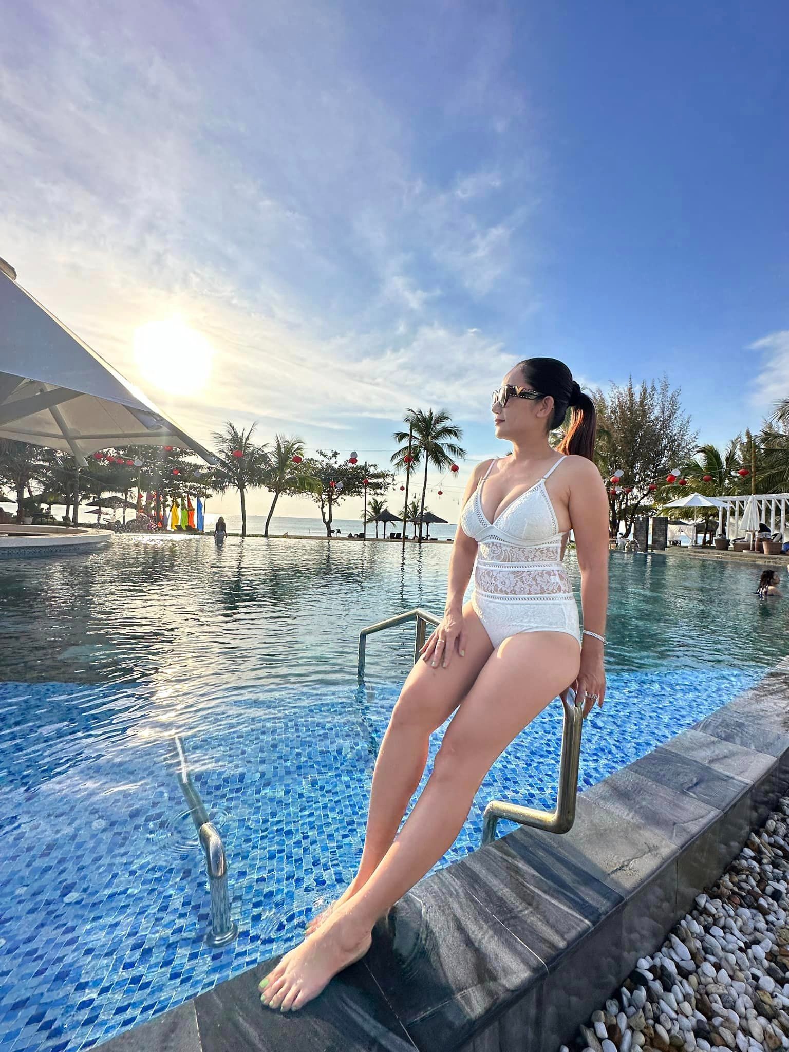 MC Cát Tường làm điều táo bạo, chứng minh nhan sắc đỉnh cao ở tuổi 45 - Ảnh 2 MC Cát Tường làm điều táo bạo, chứng minh nhan sắc đỉnh cao ở tuổi 45 - Ảnh 2