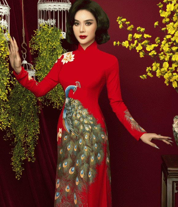 Chi gần 2 tỷ trùng tu nhan sắc trong 1 năm, Lâm Khánh Chi đạt ngưỡng nhan sắc 'vạn người mê' - Ảnh 2 Chi gần 2 tỷ trùng tu nhan sắc trong 1 năm, Lâm Khánh Chi đạt ngưỡng nhan sắc 'vạn người mê' - Ảnh 2