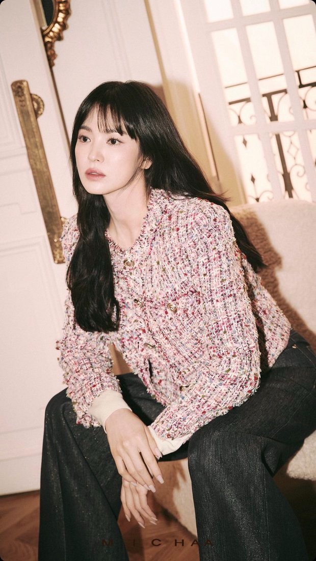Nhan sắc Song Hye Kyo khiến dân tình dậy sóng sau sự thể hiện đầy ấn tượng trong The Glory - Ảnh 2 Nhan sắc Song Hye Kyo khiến dân tình dậy sóng sau sự thể hiện đầy ấn tượng trong The Glory - Ảnh 2