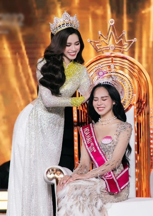 Thanh Thủy đăng quang Hoa hậu Việt Nam 2022. Ảnh: Internet Thanh Thủy đăng quang Hoa hậu Việt Nam 2022. Ảnh: Internet