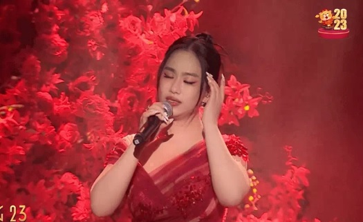 Lương Bích Hữu ngoại hình được khen ngợi hết lời sau nghi vấn mang bầu lần 2. Ảnh: Chụp màn hình Lương Bích Hữu ngoại hình được khen ngợi hết lời sau nghi vấn mang bầu lần 2. Ảnh: Chụp màn hình
