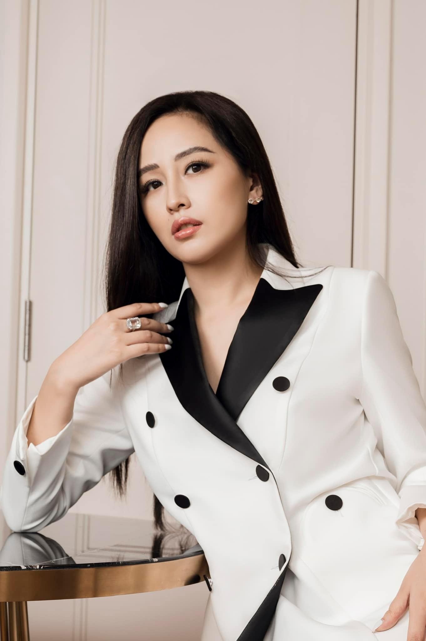 Sao Việt 31/1: Mai Phương Thúy úp mở chuyện kết hôn, Lâm Khánh Chi lộ thể trạng hậu hoàn thiện làm phụ nữ - Ảnh 1