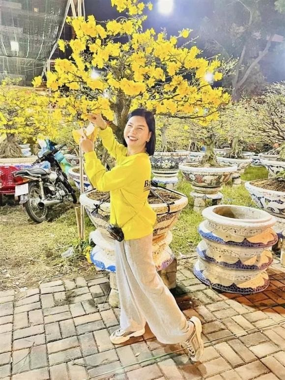 Cát Phượng buông lời thiếu tinh tế khi bị CDM chê bai nhan sắc - Ảnh 2 Cát Phượng buông lời thiếu tinh tế khi bị CDM chê bai nhan sắc - Ảnh 2
