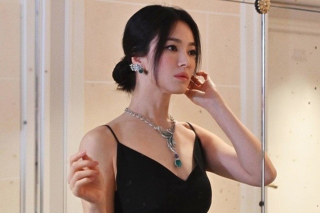 Song Hye Kyo thời điểm hiện tại vô cùng xinh đẹp và quyến rũ. Ảnh: Internet Song Hye Kyo thời điểm hiện tại vô cùng xinh đẹp và quyến rũ. Ảnh: Internet