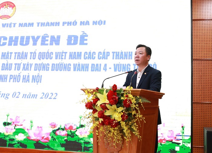 Phó Chủ tịch Ủy ban MTTQ Việt Nam Thành phố Nguyễn Sỹ Trường báo cáo tại Hội nghị Phó Chủ tịch Ủy ban MTTQ Việt Nam Thành phố Nguyễn Sỹ Trường báo cáo tại Hội nghị