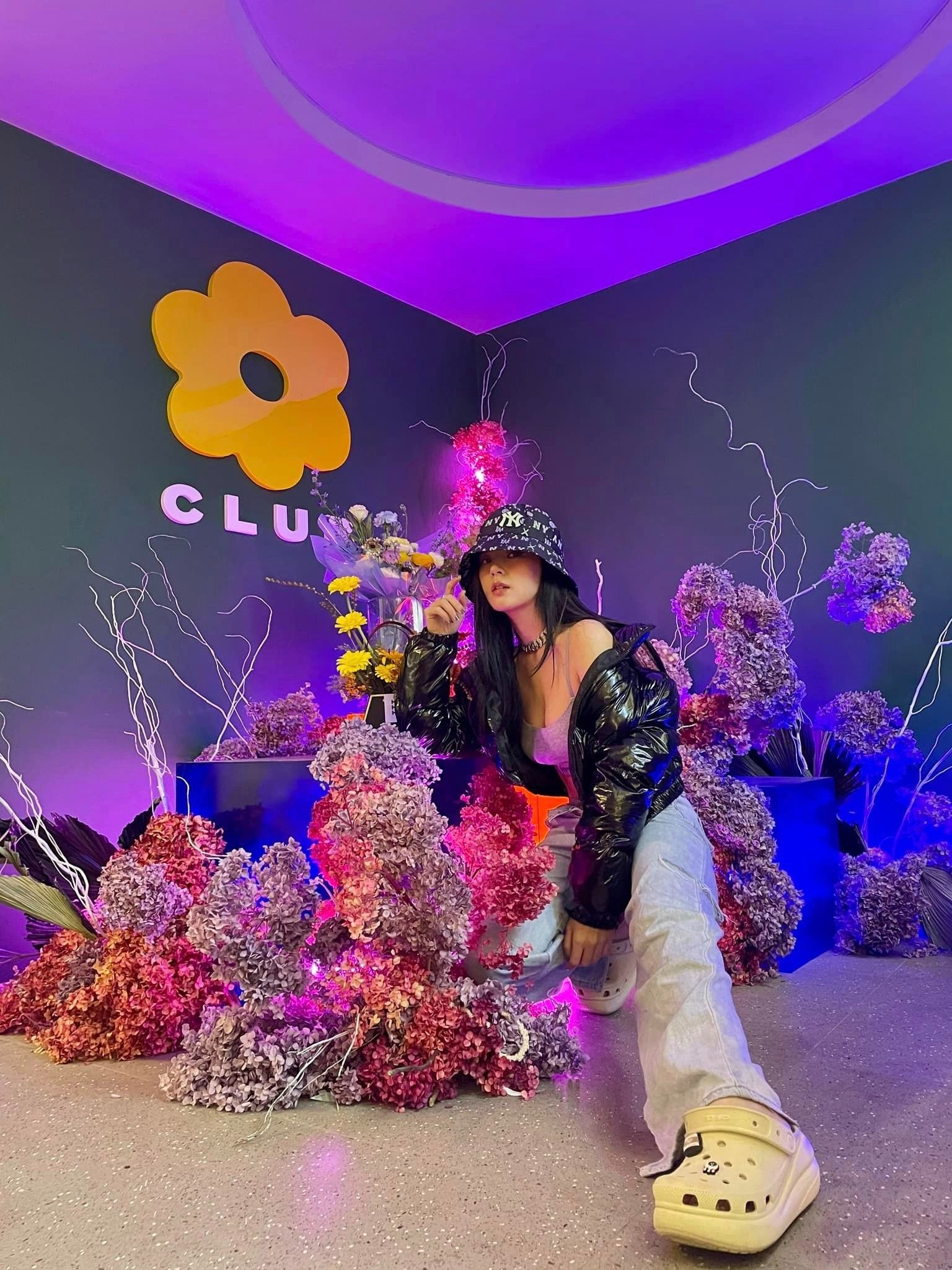 Loạt ảnh 'cực chất' của Midu. Ảnh: FBNV