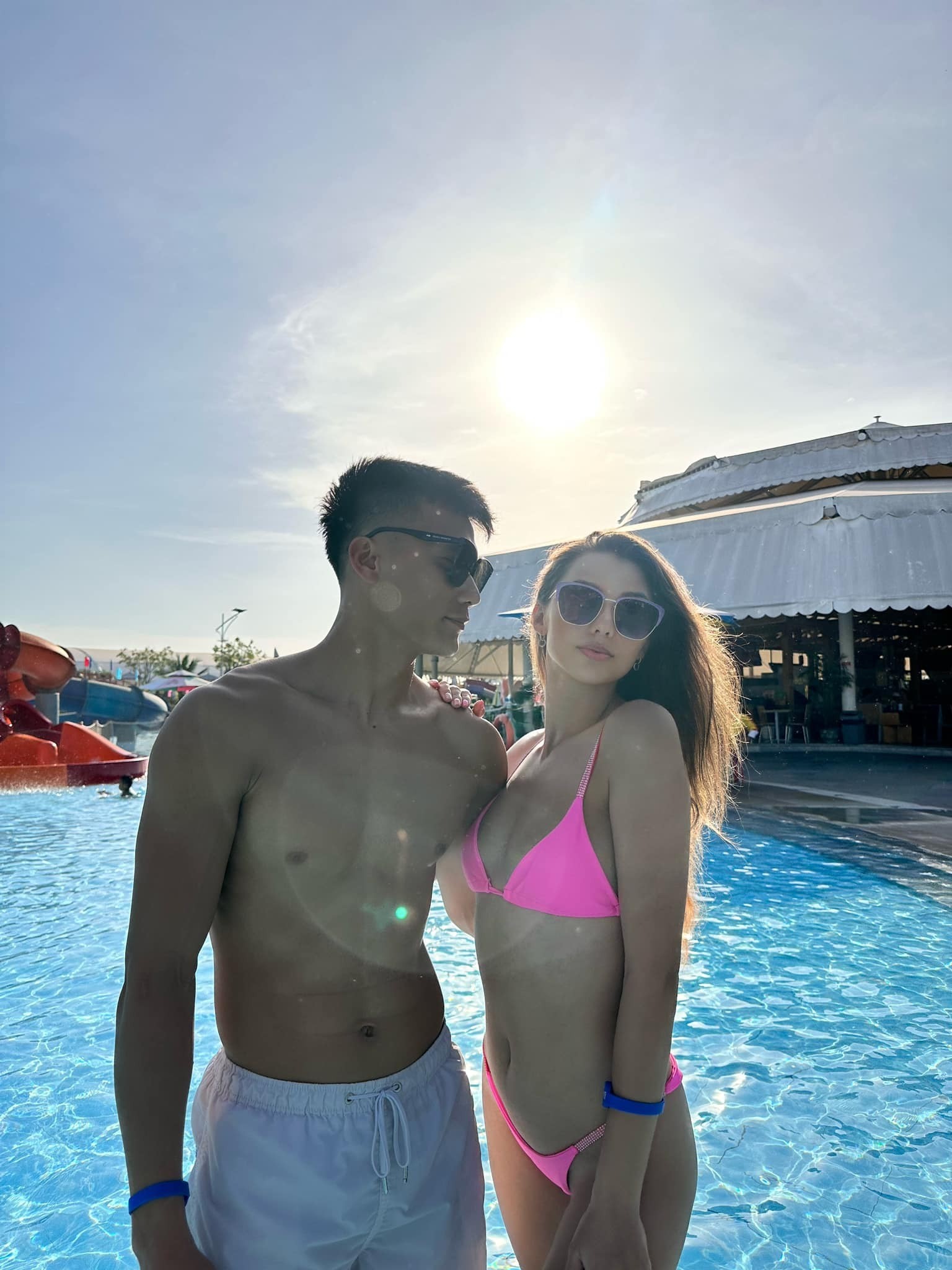 Vợ Bùi Tiến Dũng nhanh chóng lấy lại vóc dáng sau gần 3 tháng sinh nở. Ảnh: FBNV