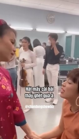 Hoàng Thùy Linh gây chú ý khi được 'đàn chị' Cẩm Ly khen ngợi hết lời - Ảnh 1