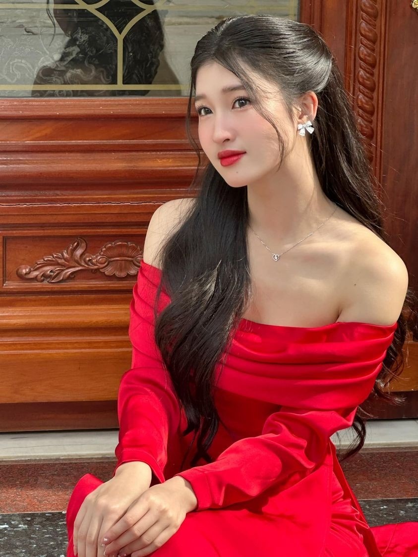 Phương Nhi dậy sóng với nhan sắc cực phẩm, CĐM phát hiện ra 'song trùng' của nàng hậu - Ảnh 6