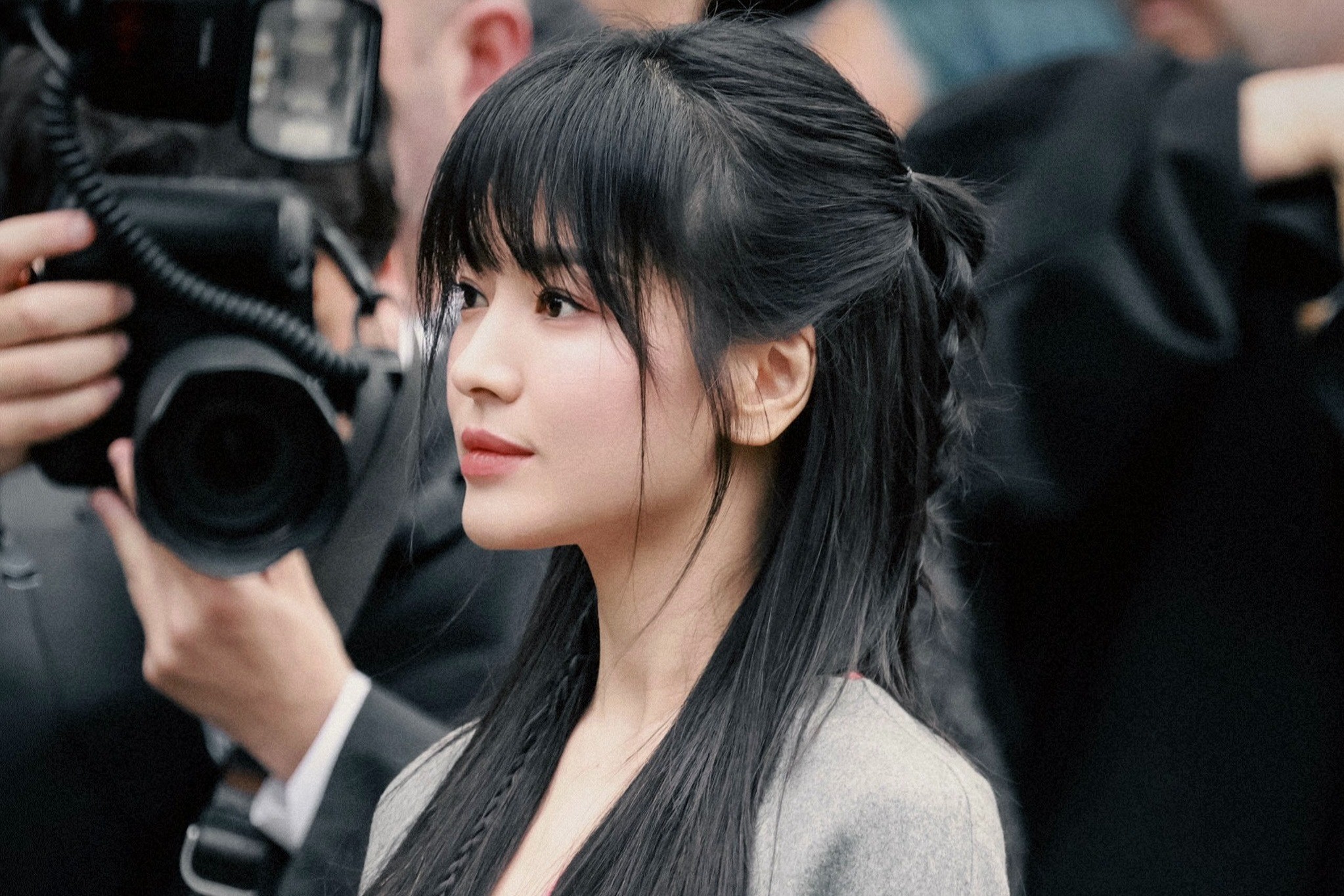 Song Hye Kyo đại náo tại sự kiện thời trang. Ảnh: Internet