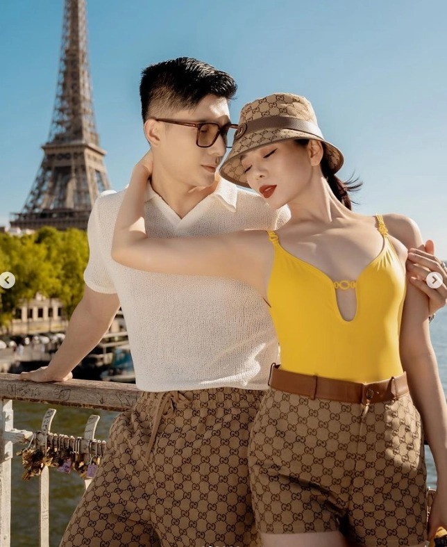 Lệ Quyên và Lâm Bảo Châu tình yêu ngọt ngào, mặn nồng. Ảnh: FBNV Lệ Quyên và Lâm Bảo Châu tình yêu ngọt ngào, mặn nồng. Ảnh: FBNV
