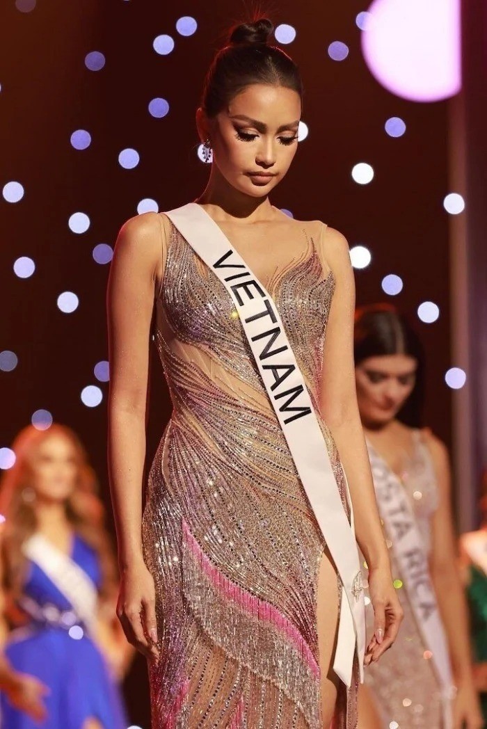 Ngọc Châu gây chú ý về nhan sắc sau khi trở về từ Miss Universe 2022 - Ảnh 3 Ngọc Châu gây chú ý về nhan sắc sau khi trở về từ Miss Universe 2022 - Ảnh 3
