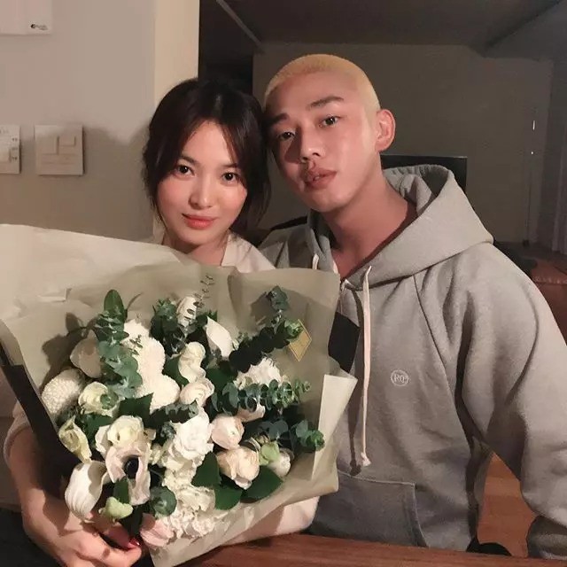 yoo-ah-in-song-hye-kyo-1-1677668099.jpg yoo-ah-in-song-hye-kyo-1-1677668099.jpg