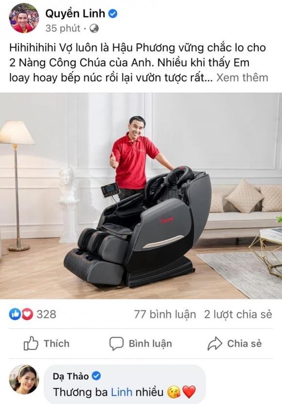 Quyền Linh chu đáo tặng quà cho vợ. Ảnh: FBNV Quyền Linh chu đáo tặng quà cho vợ. Ảnh: FBNV
