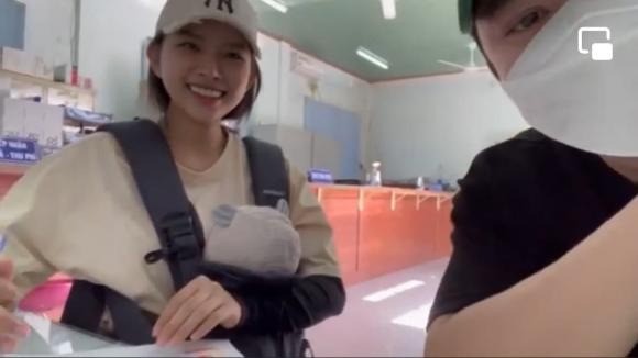 2 năm sau kết hôn, đến nay Phan Mạnh Quỳnh và Khánh Vy mới chính thức thành vợ chồng - Ảnh 1 2 năm sau kết hôn, đến nay Phan Mạnh Quỳnh và Khánh Vy mới chính thức thành vợ chồng - Ảnh 1