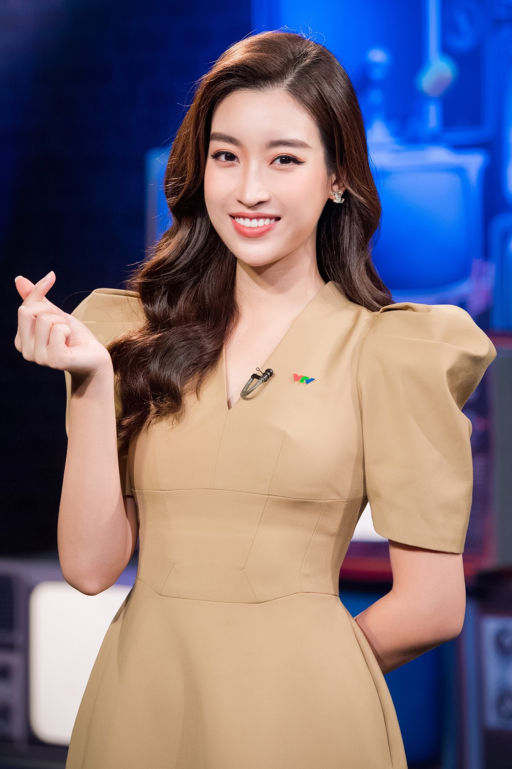 Đỗ Mỹ Linh đề cao học vấn, tiết lộ điều đặc biệt về gia đình 1 Đỗ Mỹ Linh đề cao học vấn, tiết lộ điều đặc biệt về gia đình 1