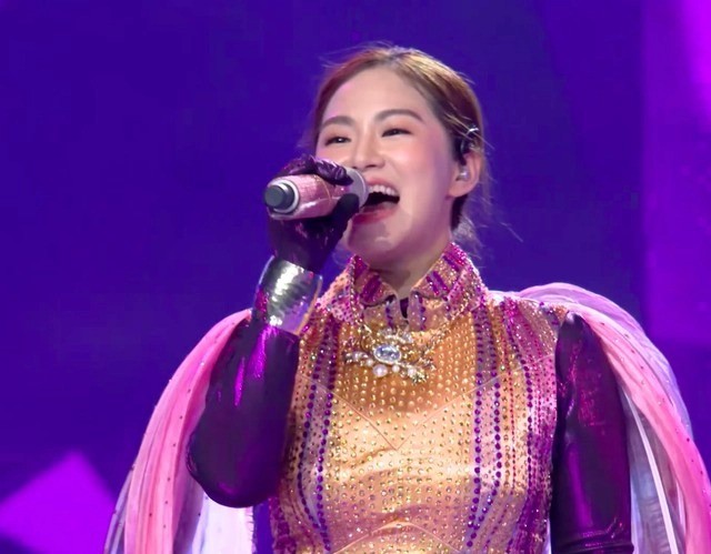 Lương Bích Hữu kể về giai đoạn đen tối nhất cuộc đời sau khi vướng tai nạn lúc di diễn 1 Lương Bích Hữu kể về giai đoạn đen tối nhất cuộc đời sau khi vướng tai nạn lúc di diễn 1
