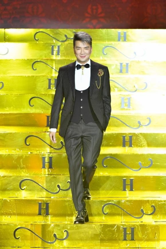 Đàm Vĩnh Hưng lên tiếng làm rõ về 'ngai vàng', khẳng định 1 điều về danh xưng 'ông hoàng nhạc Việt' - Ảnh 1