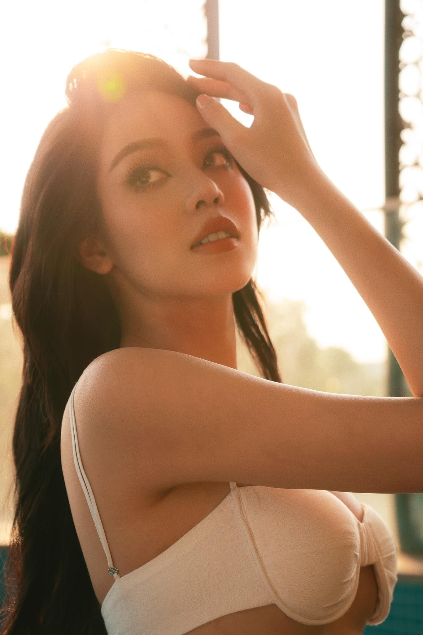 Xôn xao hình ảnh hoa hậu Thanh Thủy tại thẩm mỹ viện, nàng hậu 'sửa mặt' hậu đăng quang là có thật? - Ảnh 3