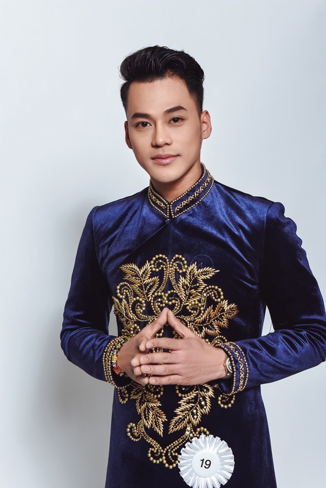 Nam ca sĩ nhận về gạch đá khi bình luận 'báo giá' dưới bức ảnh của hoa hậu Thùy Tiên và Thanh Thủy - Ảnh 1 Nam ca sĩ nhận về gạch đá khi bình luận 'báo giá' dưới bức ảnh của hoa hậu Thùy Tiên và Thanh Thủy - Ảnh 1