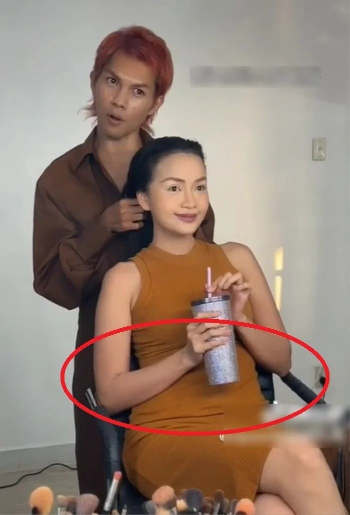 Hình ảnh Ngọc Châu với vòng 2 bất thường gây xôn xao trước đó. Ảnh: FBNV Hình ảnh Ngọc Châu với vòng 2 bất thường gây xôn xao trước đó. Ảnh: FBNV