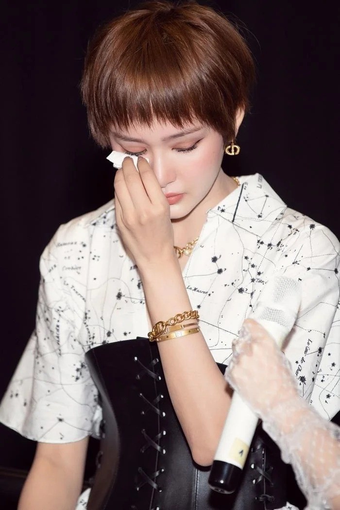 Hiền Hồ và Trịnh Thăng Bình vừa bị hủy show diễn mới đây. Ảnh: Internet Hiền Hồ và Trịnh Thăng Bình vừa bị hủy show diễn mới đây. Ảnh: Internet