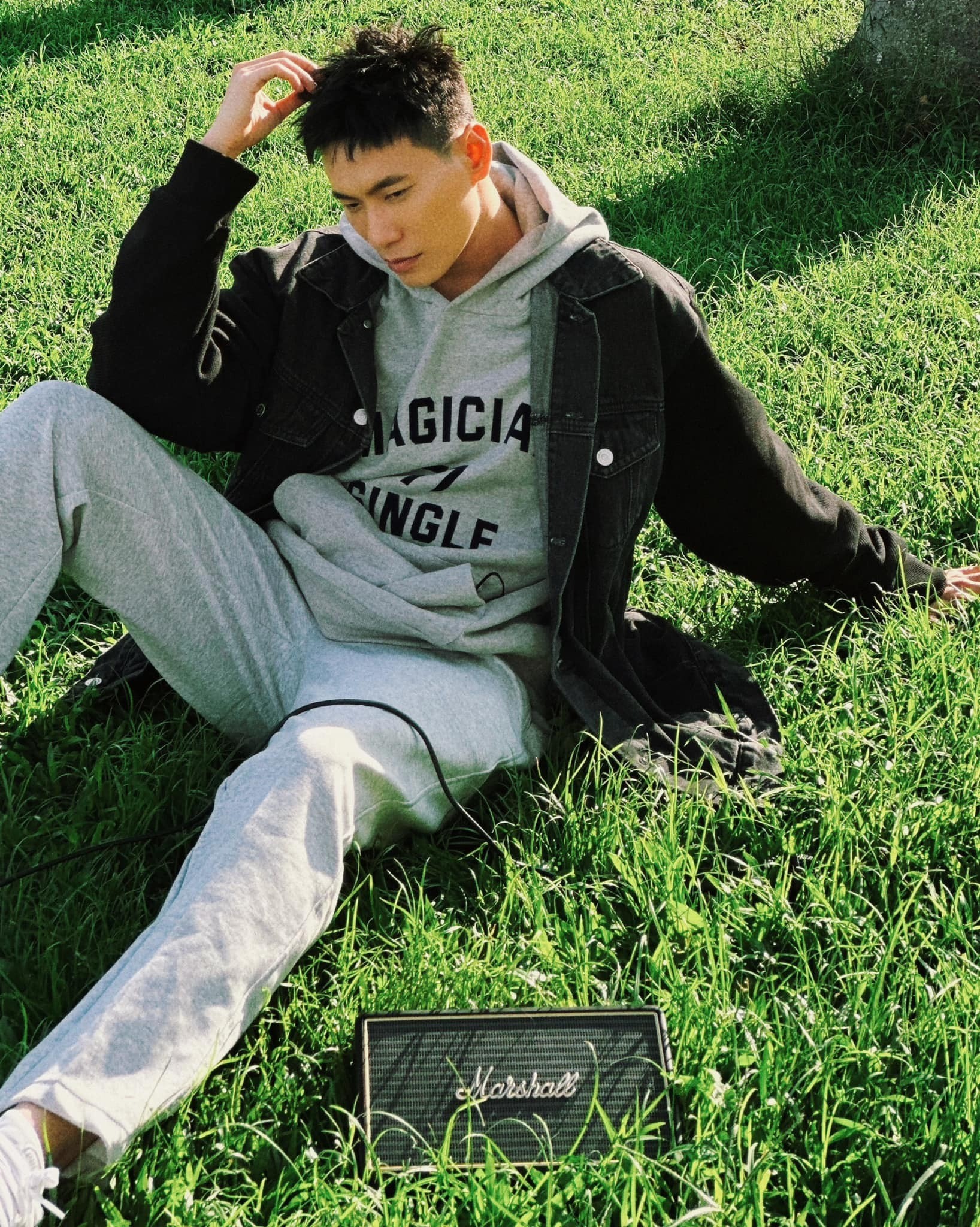 Kiều Minh Tuấn gây chú ý với hình ảnh mới. Ảnh: FBNV