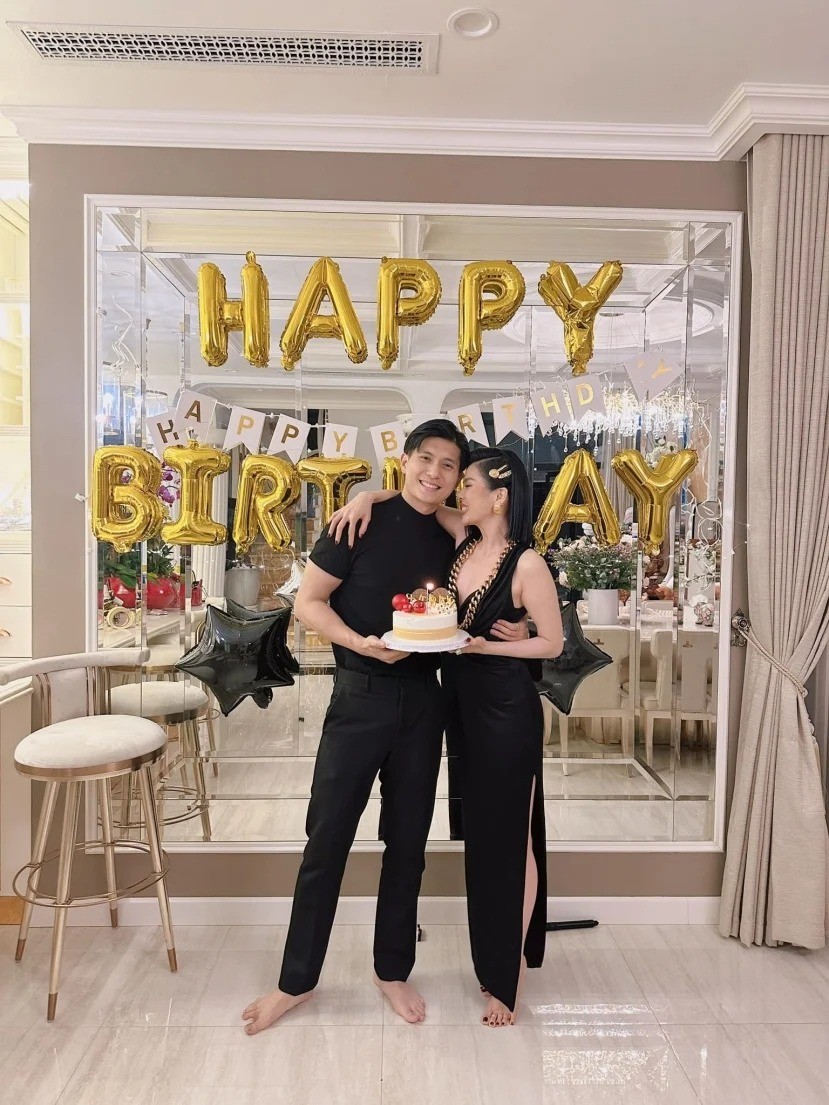 Sao Việt 3/4: Động thái của Hồng Nhung trước hình ảnh quá khứ với NS Trịnh Công Sơn, Thùy Tiên bị tố 'thảo mai' 2 Sao Việt 3/4: Động thái của Hồng Nhung trước hình ảnh quá khứ với NS Trịnh Công Sơn, Thùy Tiên bị tố 'thảo mai' 2