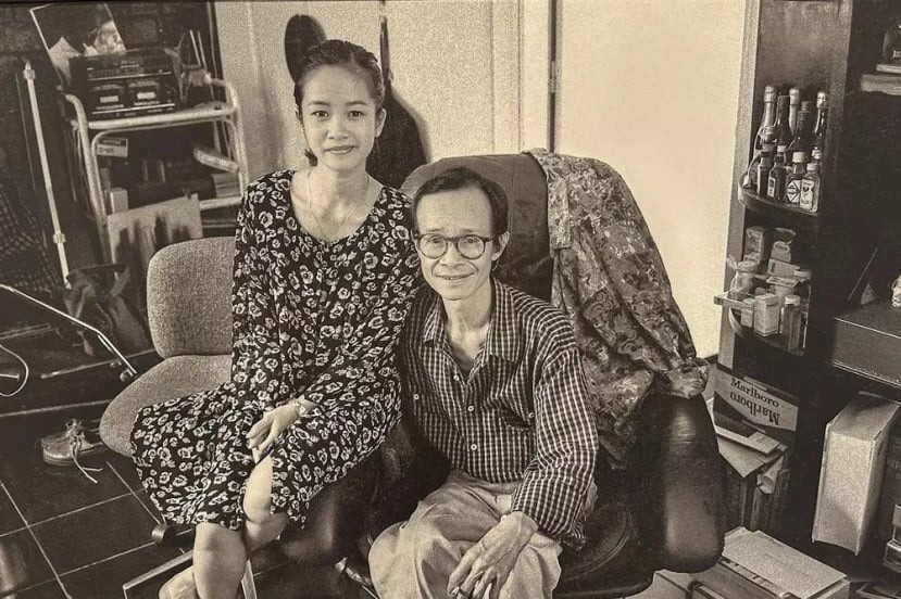 Ca sĩ Hồng Nhung có phản ứng sau khi hình ảnh quá khứ với Trịnh Công Sơn được công khai 1 Ca sĩ Hồng Nhung có phản ứng sau khi hình ảnh quá khứ với Trịnh Công Sơn được công khai 1