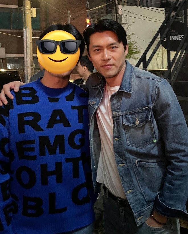 Hyun Bin gặp mặt các thành viên đoàn làm phim. Ảnh: Internet Hyun Bin gặp mặt các thành viên đoàn làm phim. Ảnh: Internet