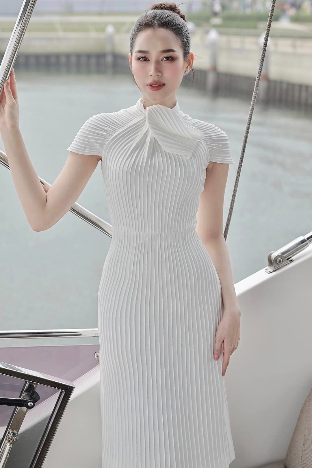 Được gọi là 'hoa hậu cấy lúa' nhưng Đỗ Thị Hà vẫn sang chảnh hết phần thiên hạ - Ảnh 2