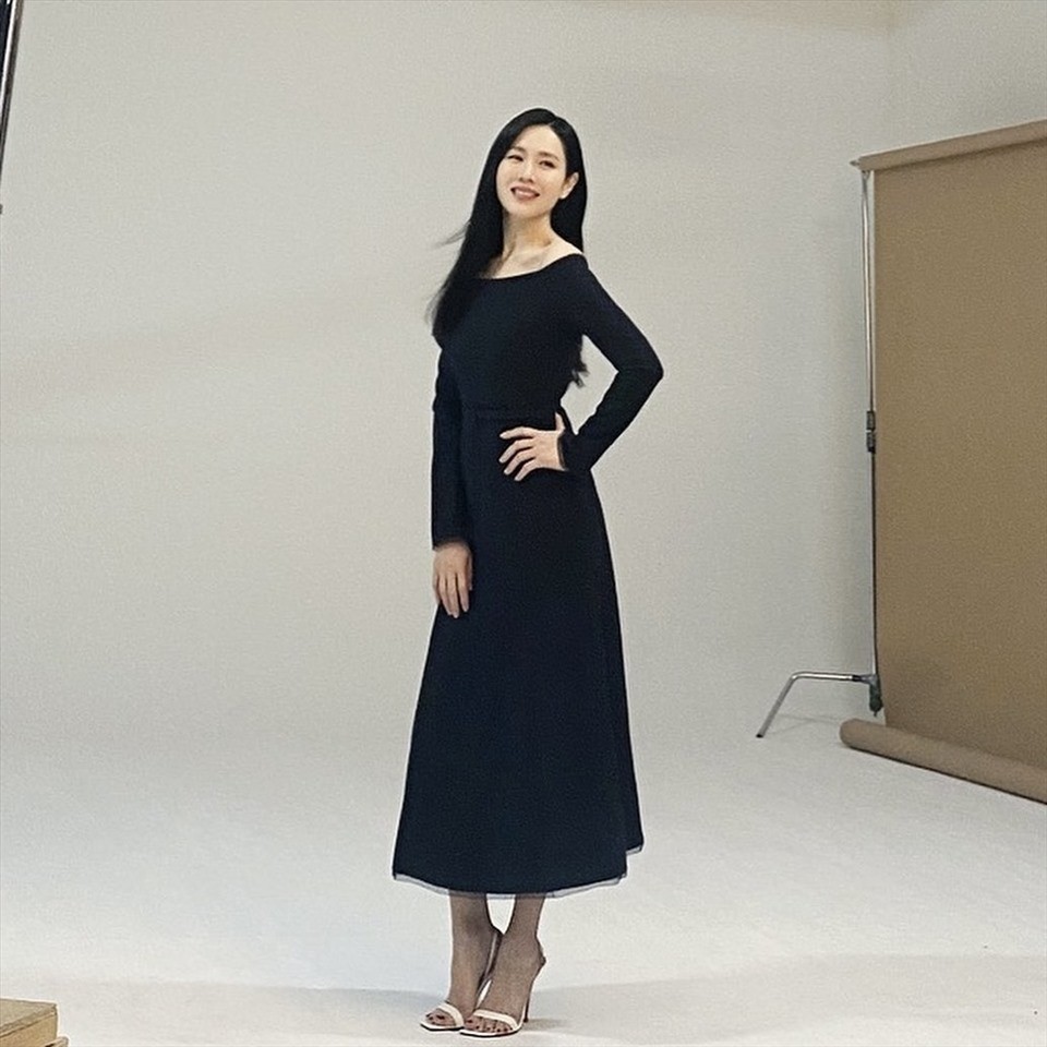 Son Ye Jin nhận được lời khen tới tấp khi tái xuất sau 5 tháng sinh con đầu lòng 3 Son Ye Jin nhận được lời khen tới tấp khi tái xuất sau 5 tháng sinh con đầu lòng 3
