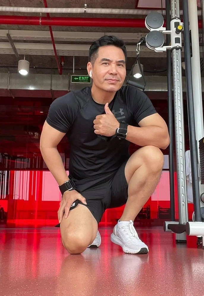 Sao Việt 4/5: Hoài Lâm bất ngờ lộ diện với gương mặt thất thần, diễn viên Trung Dũng lên tiếng tin đồn là LGBT - Ảnh 3 Sao Việt 4/5: Hoài Lâm bất ngờ lộ diện với gương mặt thất thần, diễn viên Trung Dũng lên tiếng tin đồn là LGBT - Ảnh 3