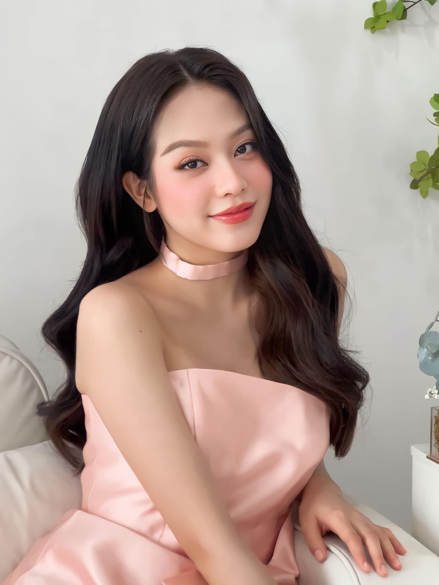 Hoa hậu Thanh Thủy bị 'tóm sống' khoảnh khắc đời thường cực đáng yêu 1 Hoa hậu Thanh Thủy bị 'tóm sống' khoảnh khắc đời thường cực đáng yêu 1
