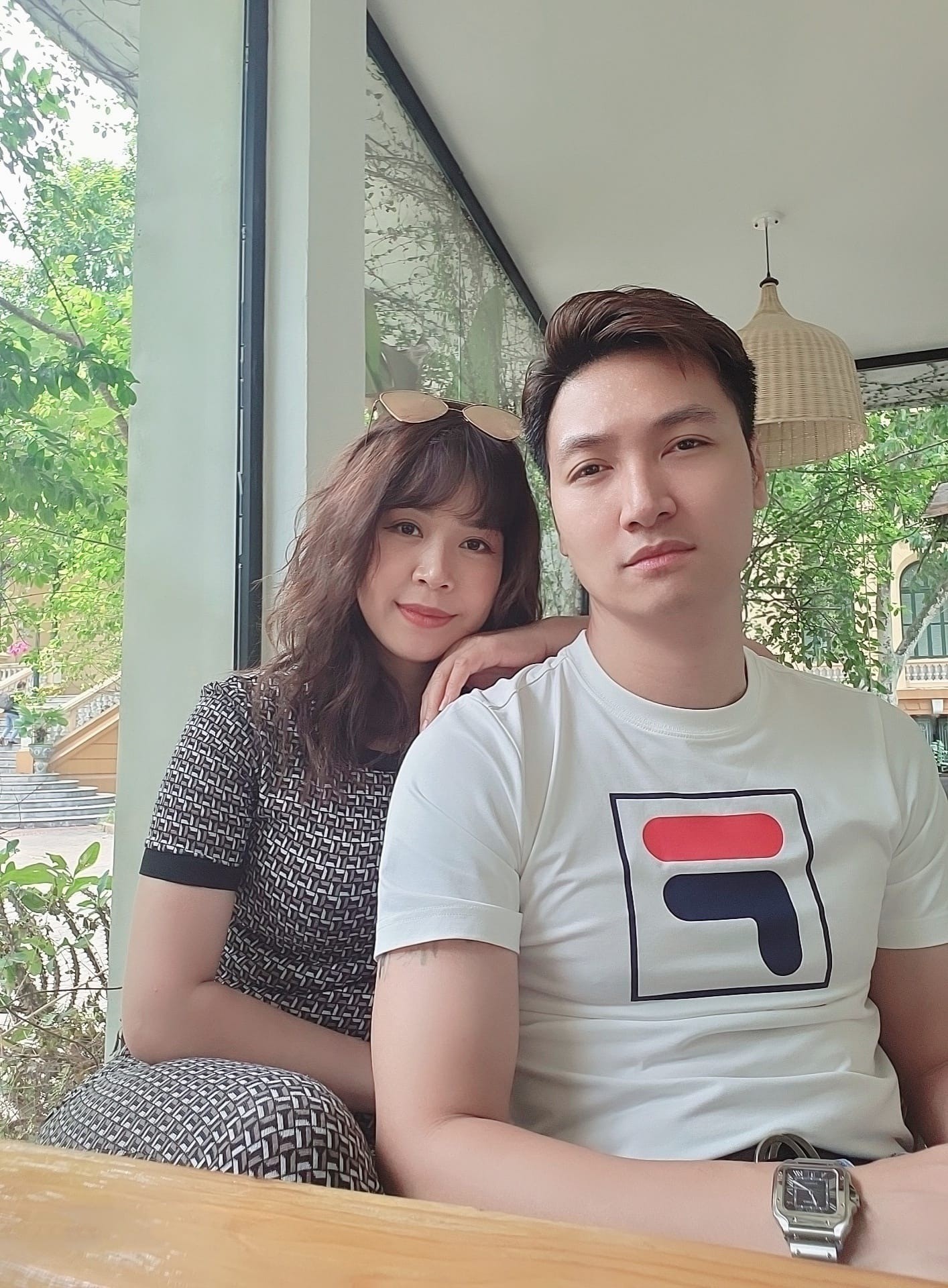 Mạnh Trường vô tình hé lộ cuộc hôn nhân với bà xã hậu đón con thứ ba - Ảnh 1 Mạnh Trường vô tình hé lộ cuộc hôn nhân với bà xã hậu đón con thứ ba - Ảnh 1