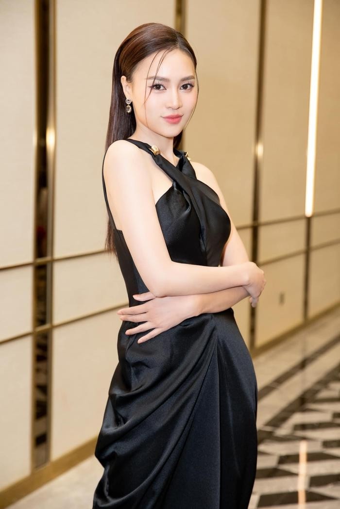 Sao Việt 16/5: Hồ Văn Cường ghi điểm mạnh khi tiết lộ sức khỏe bất ổn, Đàm Vĩnh Hưng khiến mẹ ruột bật khóc - Ảnh 4 Sao Việt 16/5: Hồ Văn Cường ghi điểm mạnh khi tiết lộ sức khỏe bất ổn, Đàm Vĩnh Hưng khiến mẹ ruột bật khóc - Ảnh 4