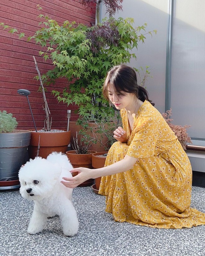 Song Hye Kyo gây bất ngờ với dung nhan thật khi hiện diện bên cạnh hội bạn thân - Ảnh 4 Song Hye Kyo gây bất ngờ với dung nhan thật khi hiện diện bên cạnh hội bạn thân - Ảnh 4