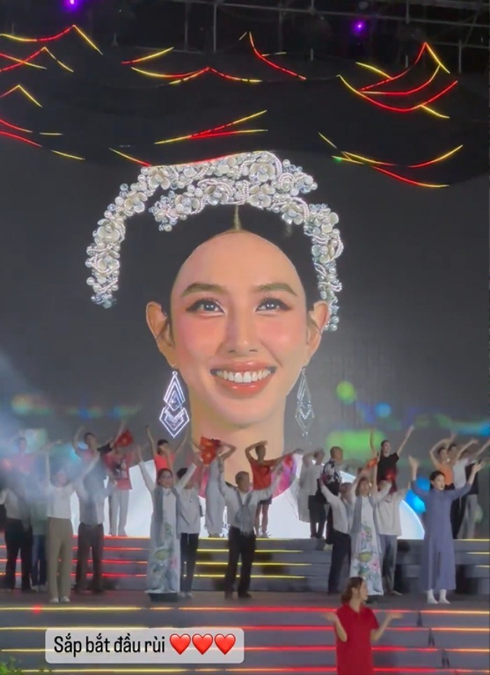 Thùy Tiên đẹp tỏa sáng trên sân khấu: Nhan sắc nàng hậu quốc tế khiến bao người trầm trồ - Ảnh 2